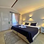 Boutique Hotel 2*